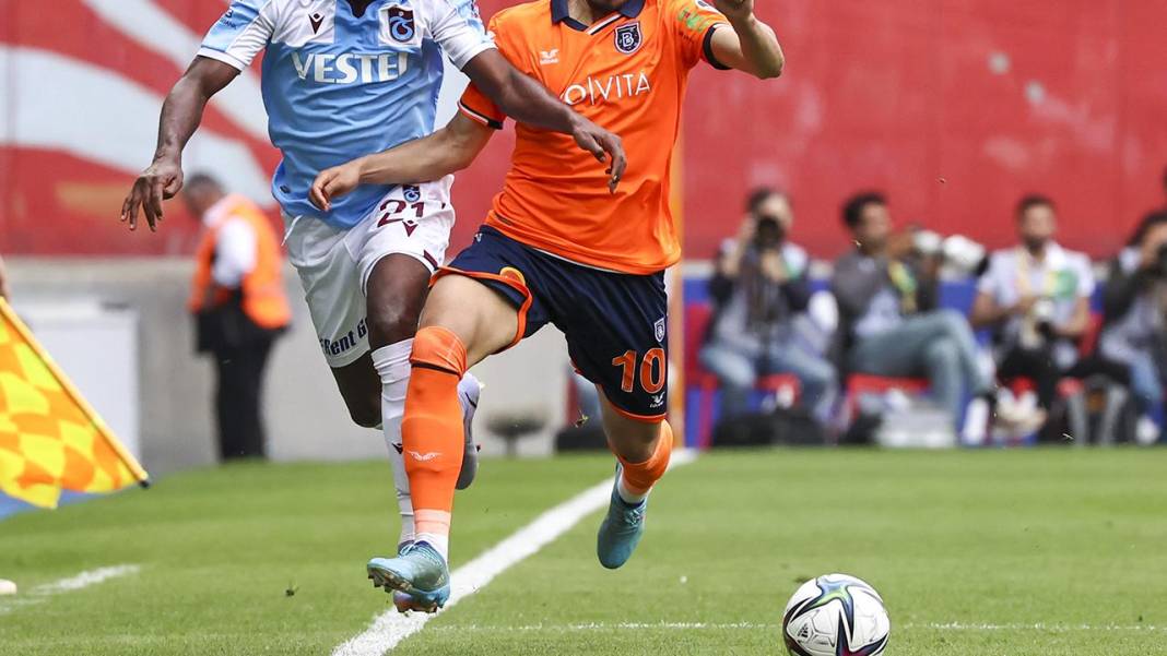 Başakşehir Trabzonspor maçı saat kaçta, hangi kanalda canlı yayınlanacak? İşte, muhtemel 11'ler... 7